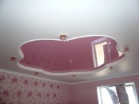Фото розового натяжного потолка №1